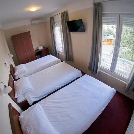 I Hotelske Sobe 