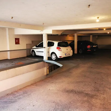I Hotelske Sobe 